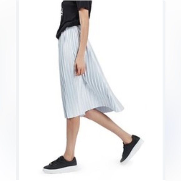 Topshop Shimmering Silver Pleated Midi Skirt sz 8 - Picture 3 of 7